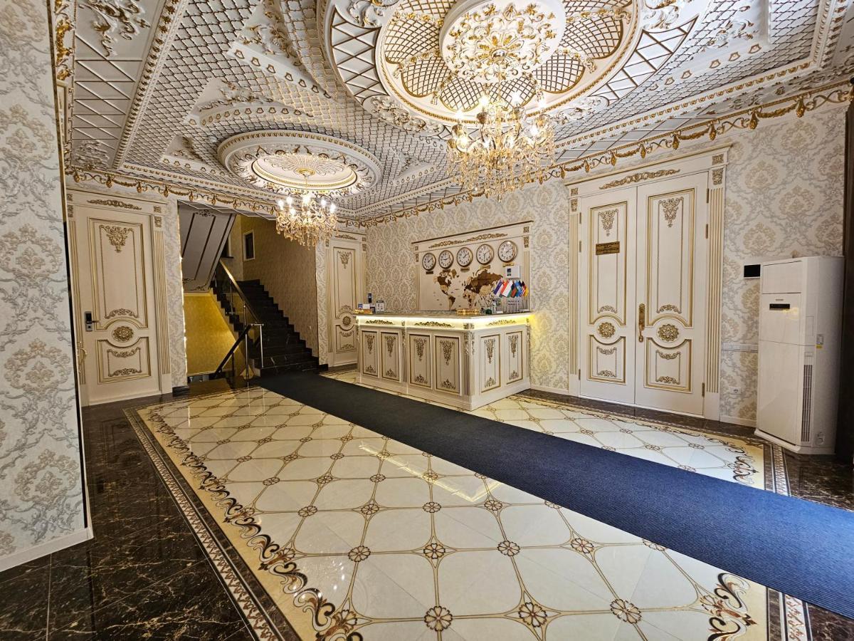 Hotel Sharq Duschanbe Exterior foto