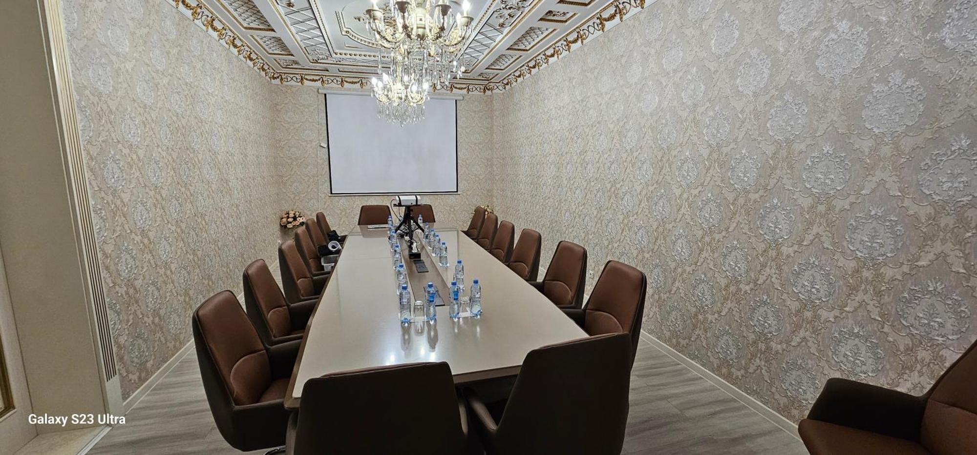 Hotel Sharq Duschanbe Exterior foto